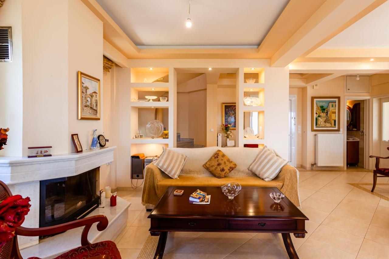 Verga Majestic Sunsets - Elegant & Secluded Retreat Kalamata Exterior foto