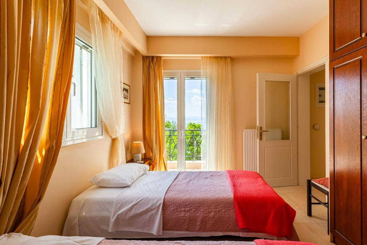 Verga Majestic Sunsets - Elegant & Secluded Retreat Kalamata Exterior foto