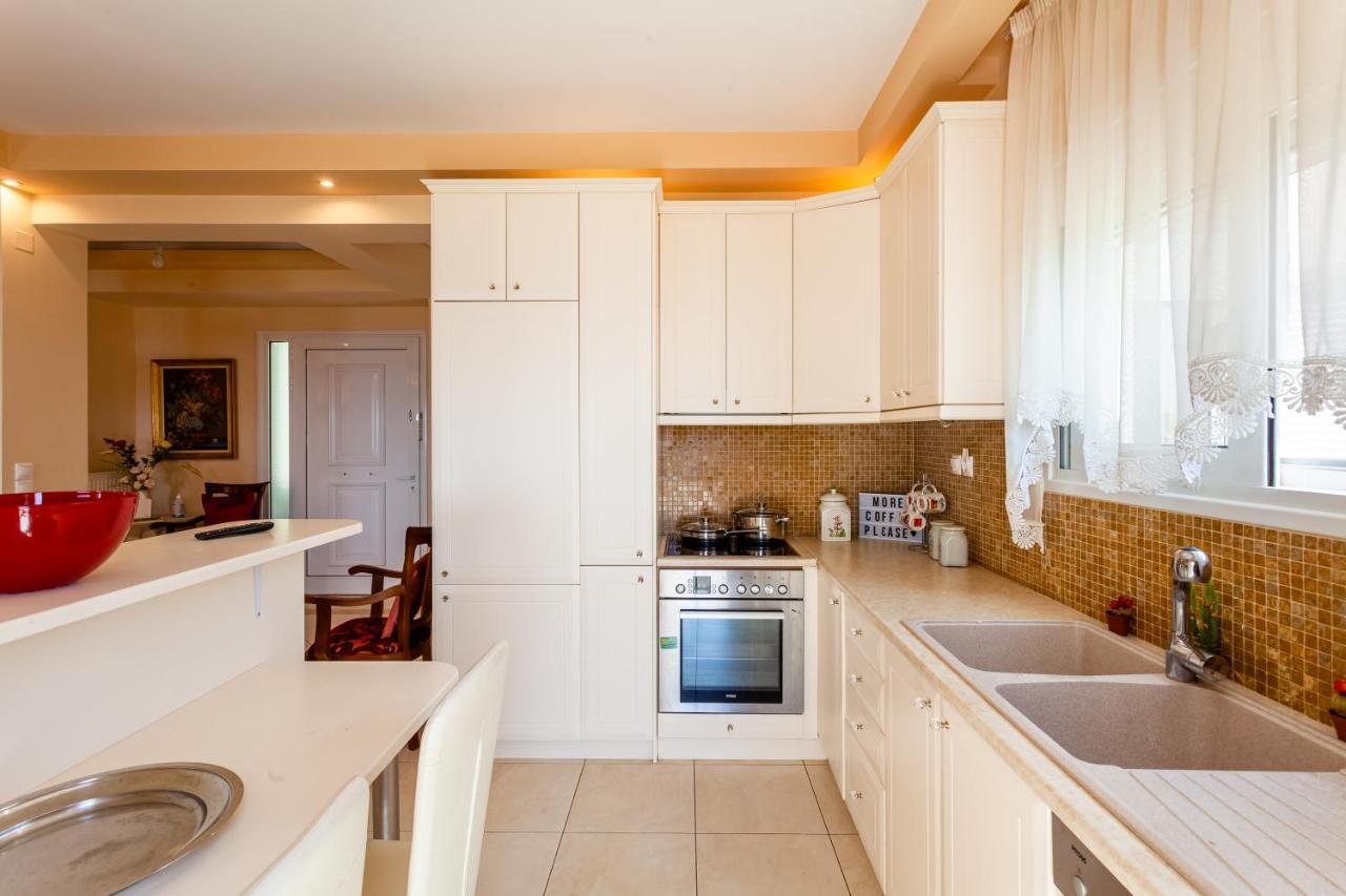 Verga Majestic Sunsets - Elegant & Secluded Retreat Kalamata Exterior foto